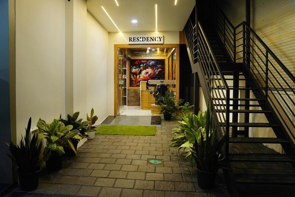 Universal Residency Perumpāvūr 외부 사진